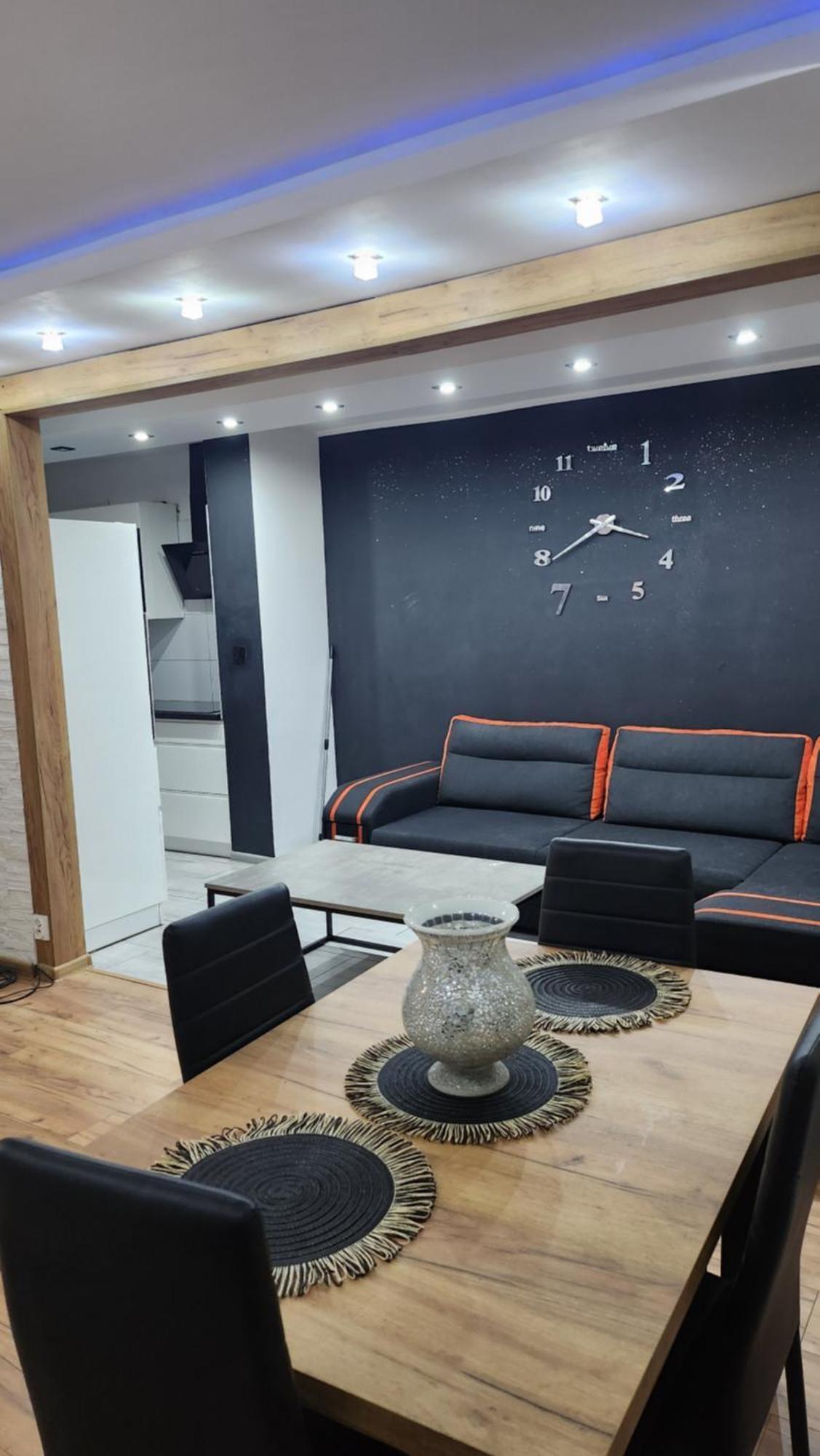 Ekskluzywny Apartament W Centrum Z Klimatyzacja I Balkonem Lubiń Eksteriør billede