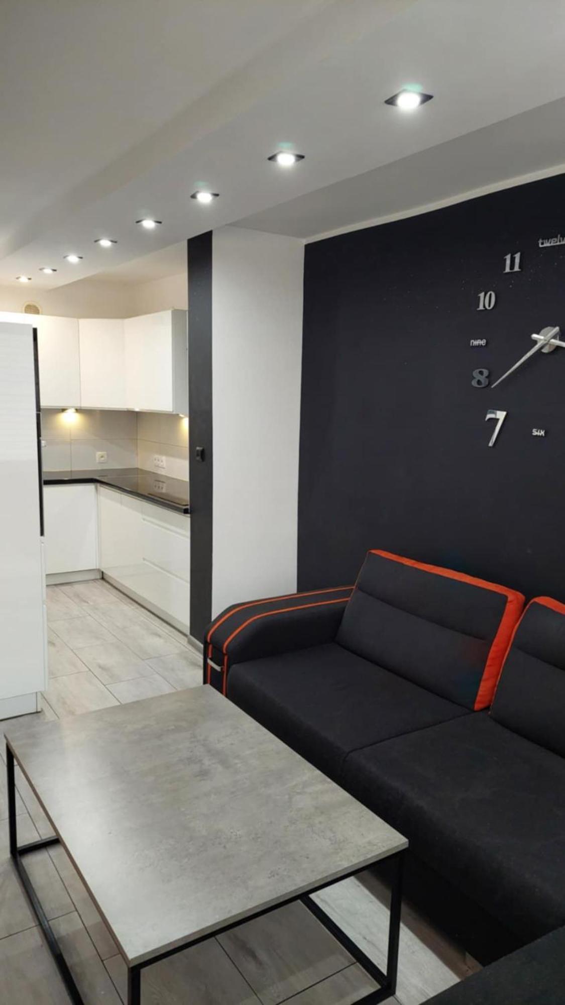 Ekskluzywny Apartament W Centrum Z Klimatyzacja I Balkonem Lubiń Eksteriør billede
